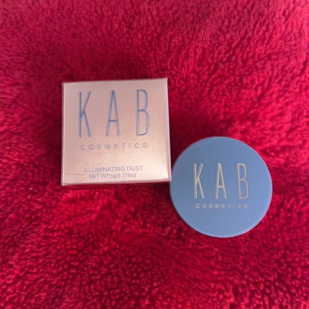✨ KAB Stardust Illuminating Dust – Radiant Highlighter Powder | NIB